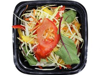 Салат из капусты с овощами