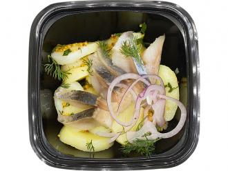 Сельдь с пряным картофелем и луком